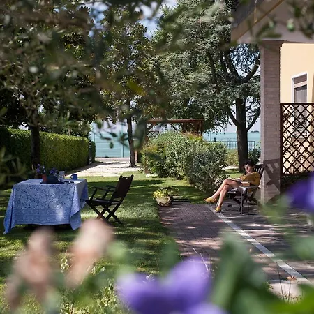Giardino Al Mare Apartment